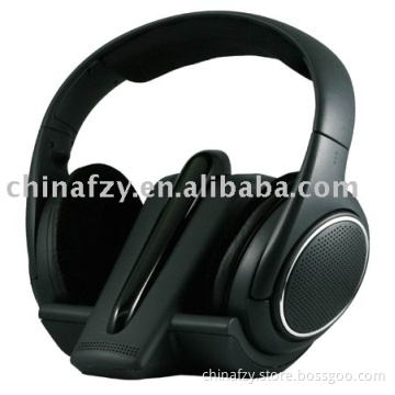 Digital wireless headphone